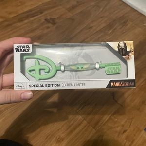 Special Edition Baby Yoda Star Wars Disney Key